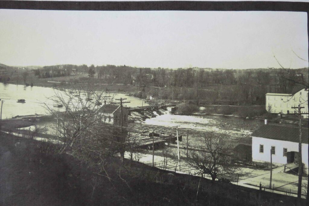 Original Pumphouse Hilliard Street Dam 1882. Courtesy Peterborough Utilities Group 1